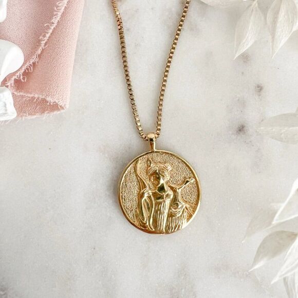 Artemis Medallion Pendant Necklace in Gold on a Box Chain - Picture 7 of 8